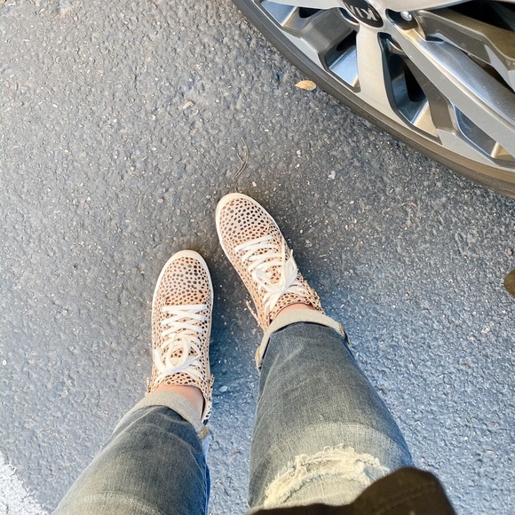 Cutest high top sneakers that go with everything! - Picture 5 of 5